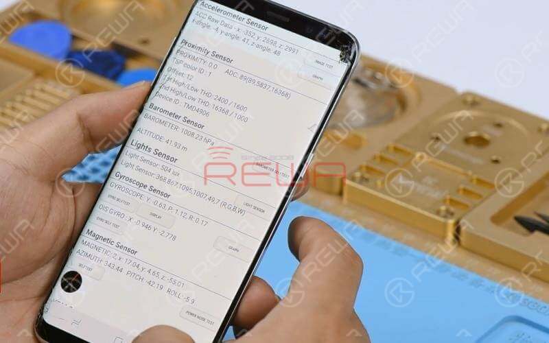 Before repairing, we can test Samsung phones by using secret codes. This can help us narrow down the fault possibility: software problem or hardware problem.  Turn on the phone and enter the dial pad. Different secret codes can perform different tests.