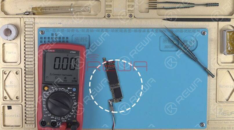 Next, we will use Digital Multimeter to run a diode mode measurement of the three rails of the NAND power supply.