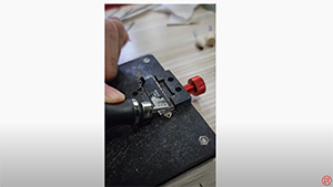 Get Inside of the iPhone’s Taptic Engine