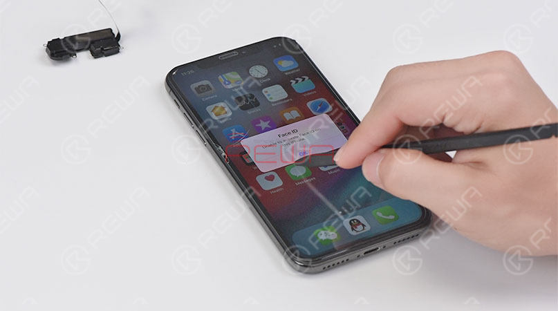 iPhone Screen & Flex Compatibility Test