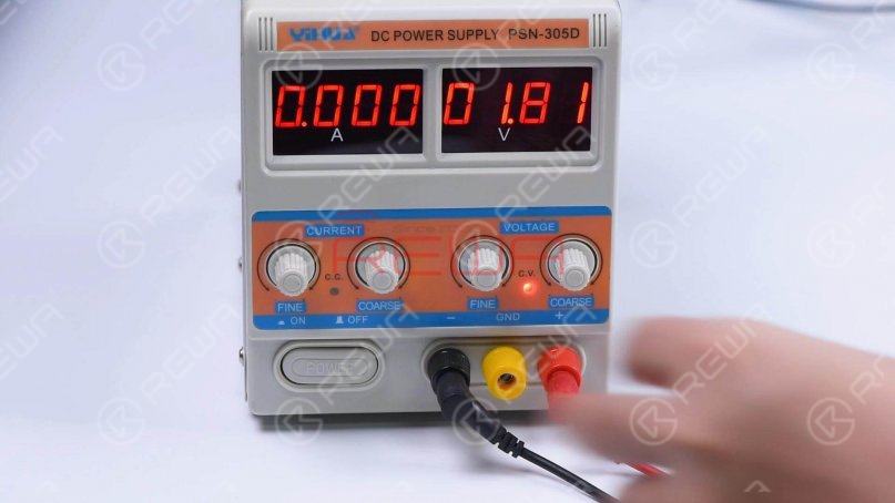 Set the direct current supply to 1.8V. Connect the positive and negative anode of the direct current supply with multimeter probes.