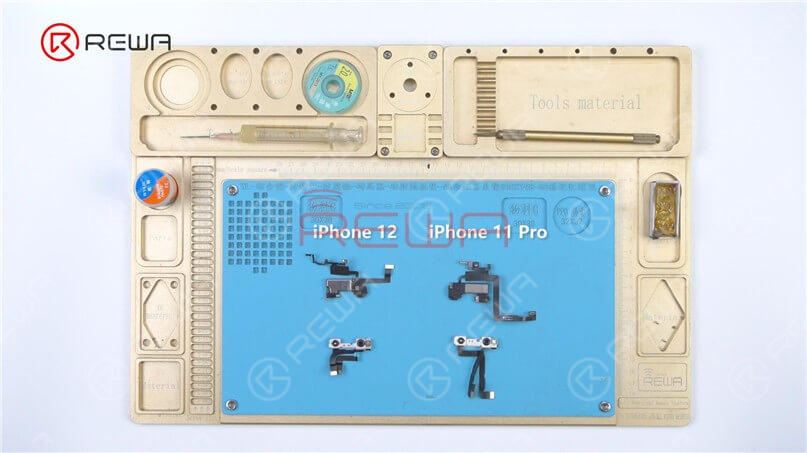 Take the Face ID parts of the iPhone 12 and iPhone 11 Pro to compare. In appearance, the iPhone 12 Face ID front camera module looks much the same as the previous iPhone 11, with some changes to the metal frame and flex cable. The layout of the infrared camera, front camera, and dot projector remains unchanged.