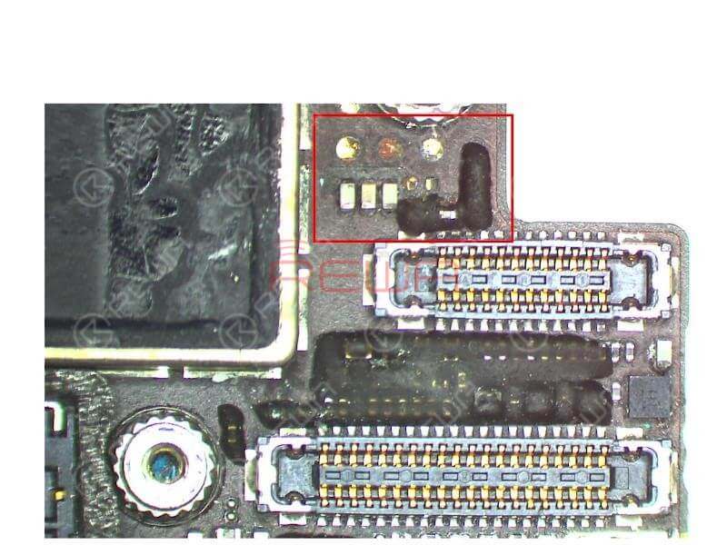 Check the logic board under the Microscope carefully. We can see that components next to J3801 are mouldy and circuits on the board are seriously corroded.