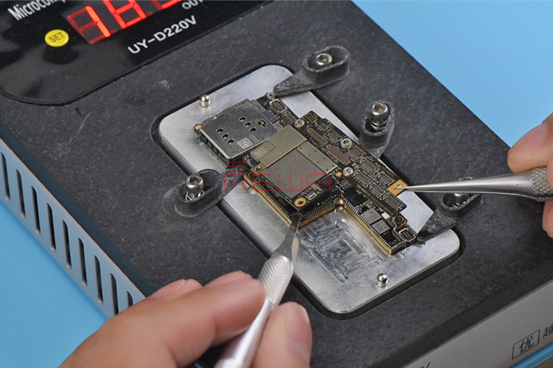 Fix iPhone X Keeps Restarting – Logic Board Repair